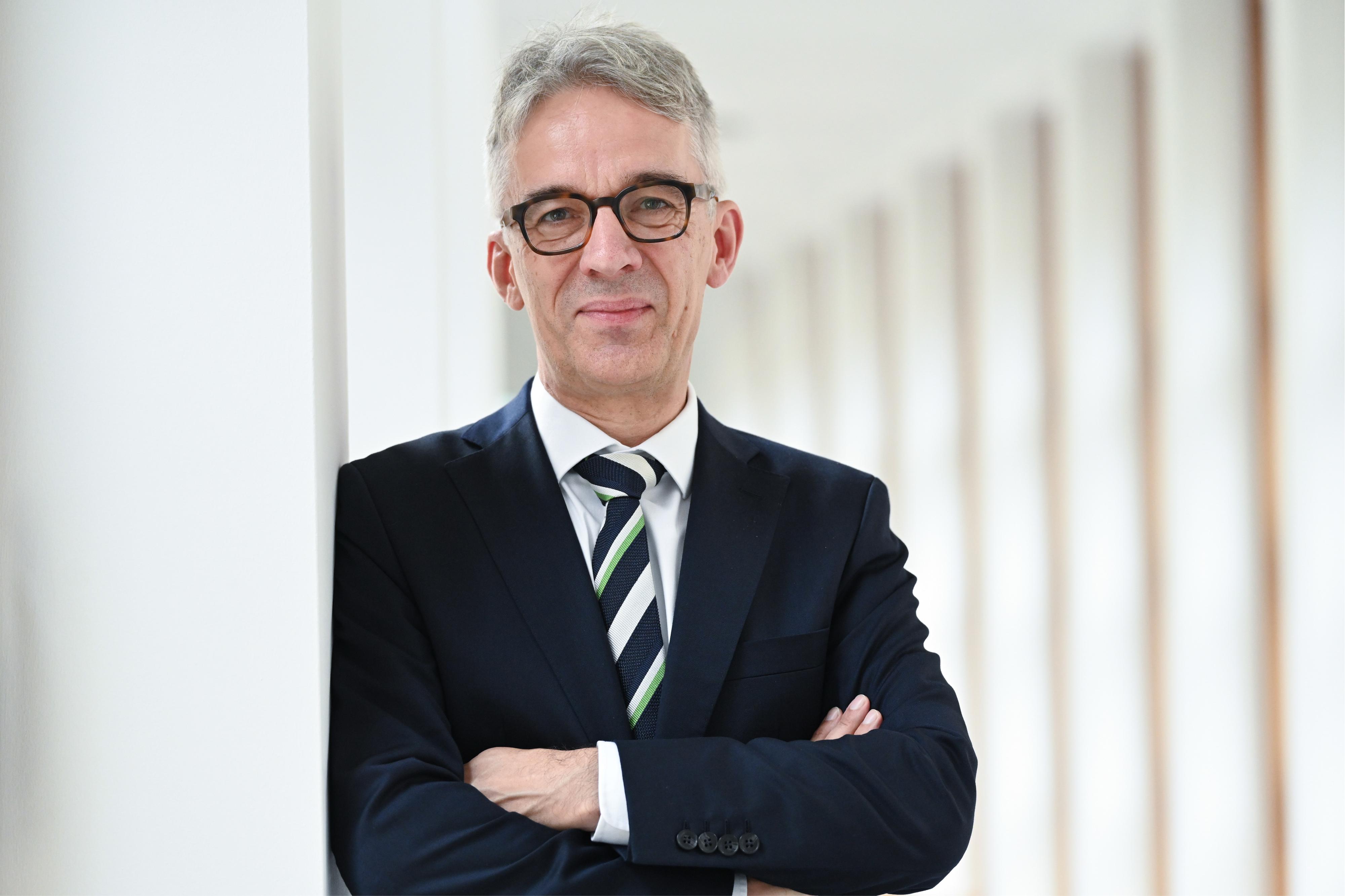 Op-Ed by Ambassador Rainer Rudolph published at Koha Ditore's festive ...